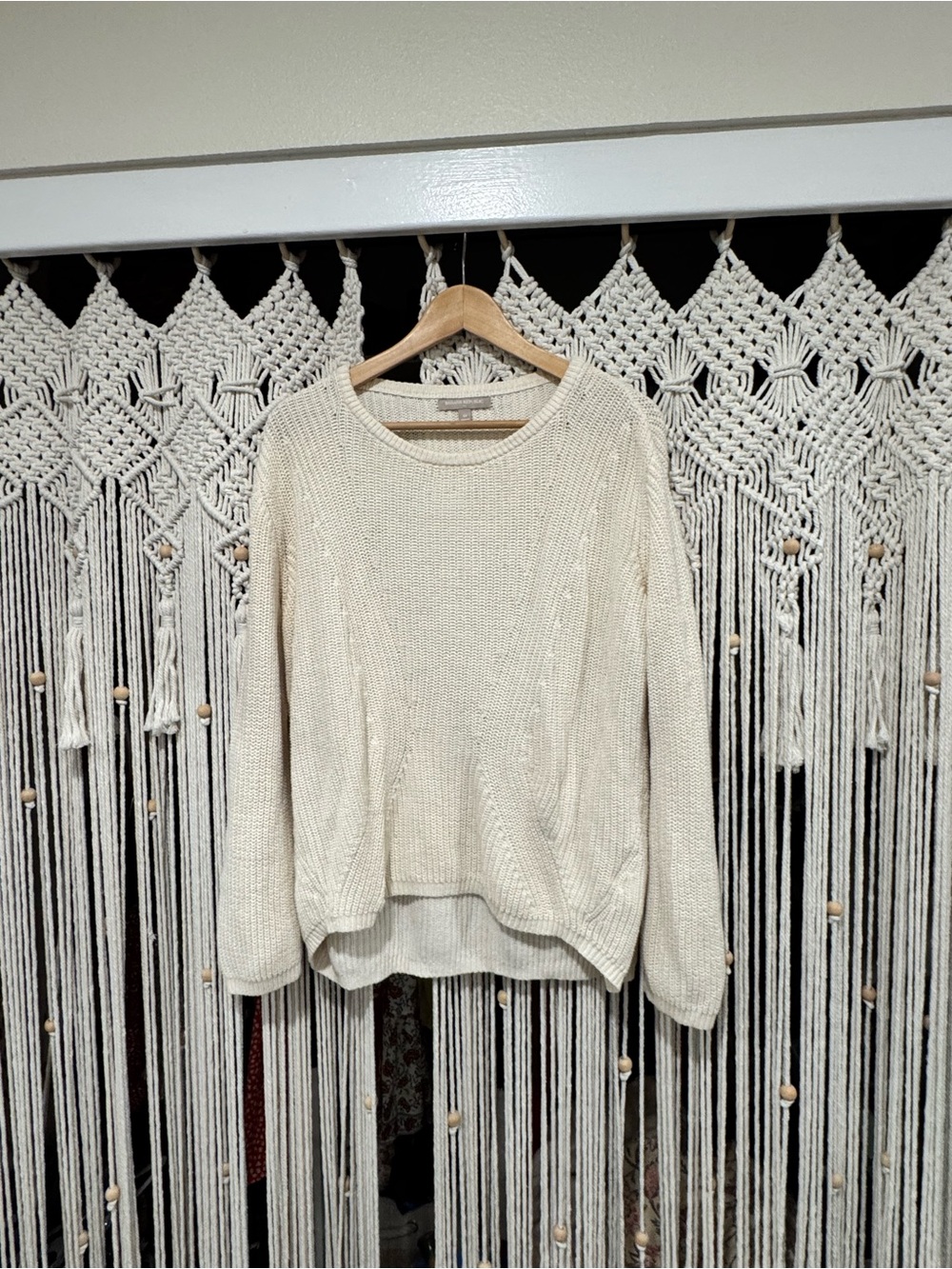 Banana Republic Cream Scoop Neck Knit Sweater